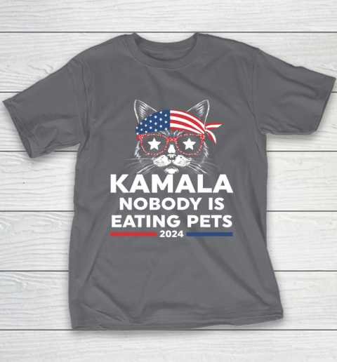 Harris Walz 2024  Nobody Is Eating Pets Youth T-Shirt 5