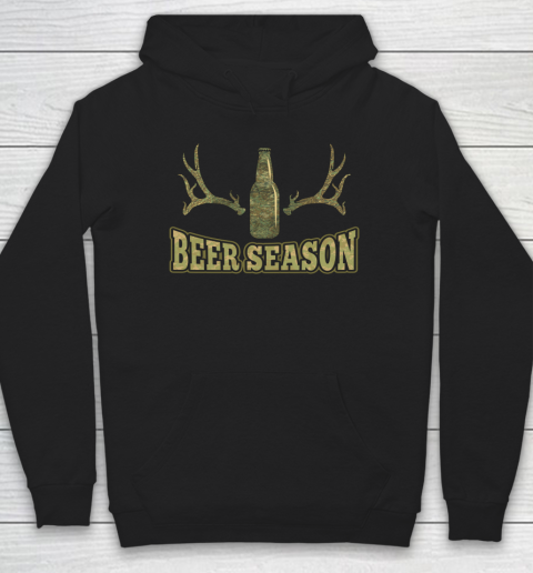 Beer Season Funny Camo Deer Hunting Pun Men Who Love Beers Hoodie