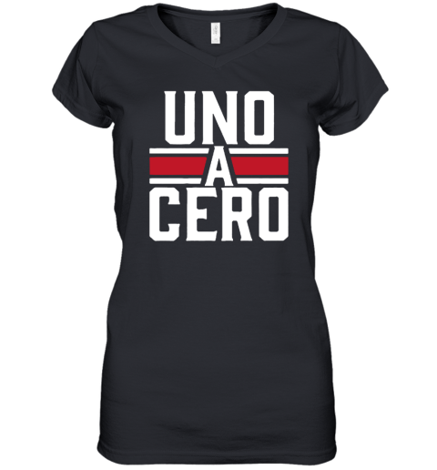 Uno a cero Women's V-Neck T-Shirt
