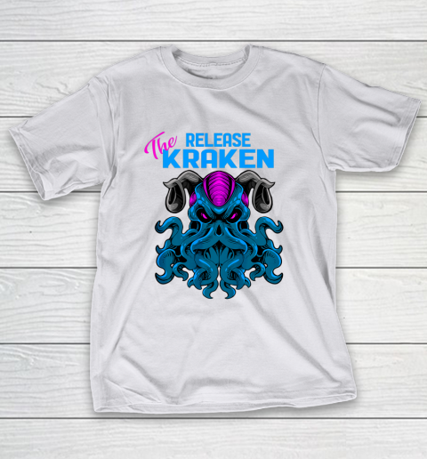 Kraken Sea Monster Vintage Release the Kraken Giant Kraken T-Shirt 9