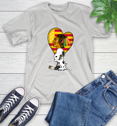 Chicago Blackhawks NHL Hockey The Peanuts Movie Adorable Snoopy T-Shirt