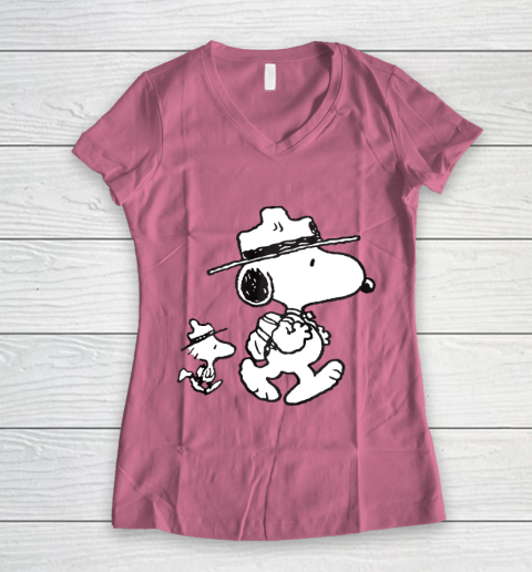 Funny Snoopy Woodstock Camping Women's V-Neck T-Shirt 7