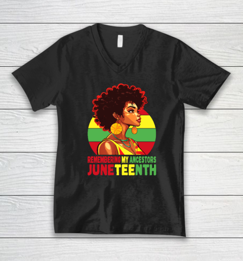 Black Women Remembering My Ancestors Juneteenth V-Neck T-Shirt