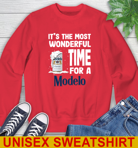 I't the most wonderful time for a Modelo Especial beer lovers 36