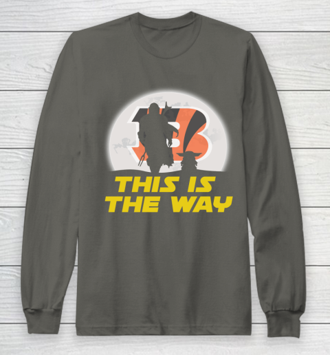 Cincinnati Bengals NFL Football Star Wars Yoda And Mandalorian This Is The Way Long Sleeve T-Shirt 5