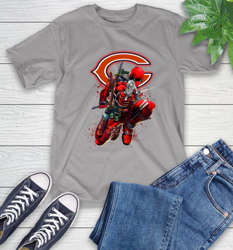 NFL Deadpool Marvel Comics Sports Football Chicago Bears T-Shirt 6