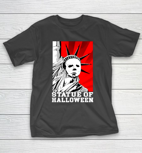 Michael Myers Statue Of Halloween T-Shirt