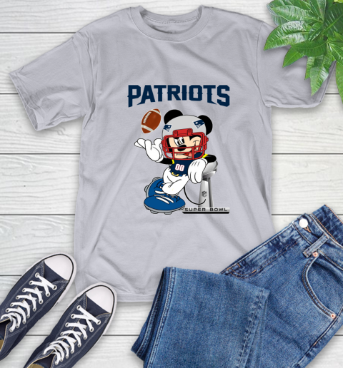 NFL New England Patriots Mickey Mouse Disney Super Bowl Football T Shirt T-Shirt 6