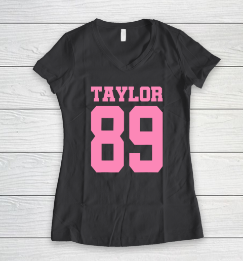 Pink Numbers Taylor 89 Women's V-Neck T-Shirt 4