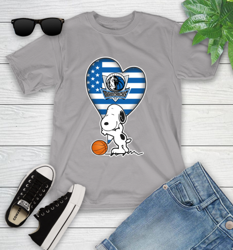 Dallas Mavericks NBA Basketball The Peanuts Movie Adorable Snoopy Youth T-Shirt 4