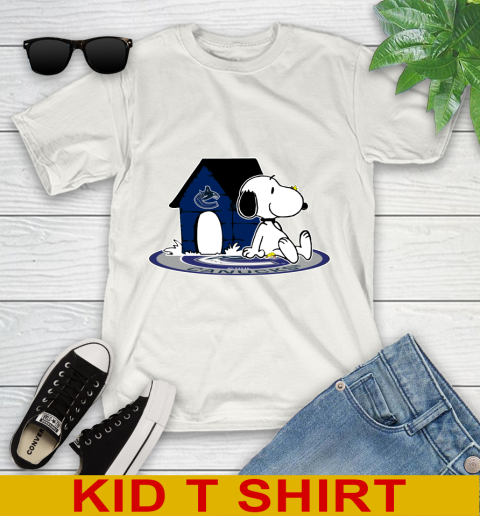 NHL Hockey Vancouver Canucks Snoopy The Peanuts Movie Shirt Youth T-Shirt