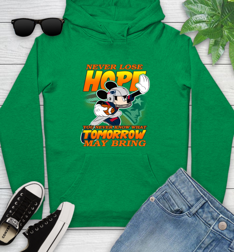New England Patriots NFL Football Mickey Disney Never Lose Hope Youth Hoodie 9