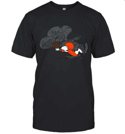 Cleveland Browns Snoopy Plays The Football Game Unisex Jersey Tee