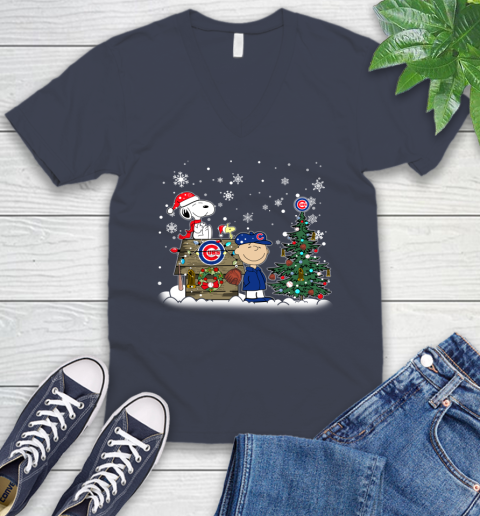 MLB Chicago Cubs Snoopy Charlie Brown Christmas Baseball Commissioner's Trophy V-Neck T-Shirt 8