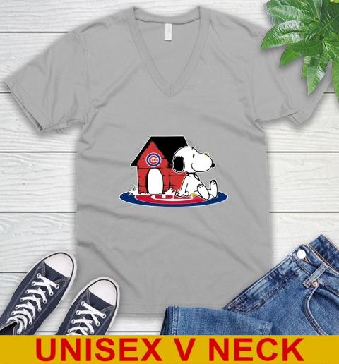 MLB Baseball Chicago Cubs Snoopy The Peanuts Movie Shirt V-Neck T-Shirt 4