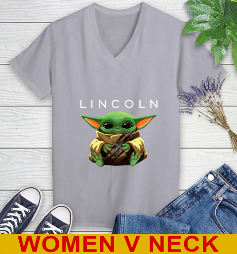 Star Wars Baby Yoda Hugs Lincoln Car Shirt 76