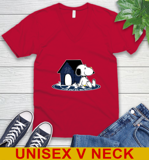 MLB Baseball New York Yankees Snoopy The Peanuts Movie Shirt V-Neck T-Shirt 7