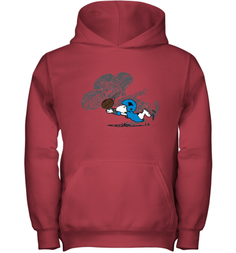 7jt8 carolina panthers snoopy plays the football game youth hoodie 43 front red
