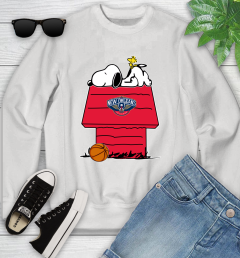 New Orleans Pelicans NBA Basketball Snoopy Woodstock The Peanuts Movie Youth Sweatshirt