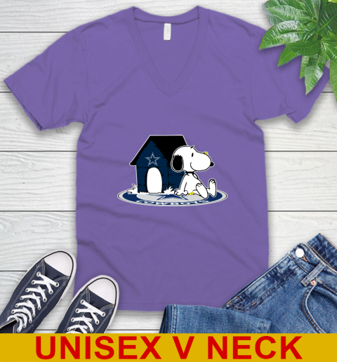 NFL Football Dallas Cowboys Snoopy The Peanuts Movie Shirt V-Neck T-Shirt 9