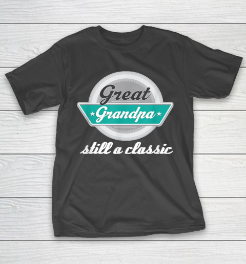 Grandpa Funny Gift Apparel  Mens Great Grandpa Gifts Funny Fathers Day T-Shirt