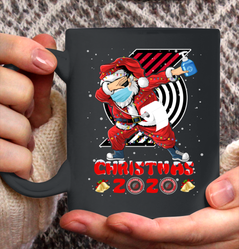 Portland Trail Blazers Funny Santa Claus Dabbing Christmas 2020 NBA Ceramic Mug 11oz