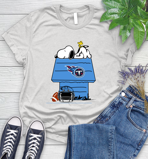 Tennessee Titans NFL Football Snoopy Woodstock The Peanuts Movie Women's T-Shirt