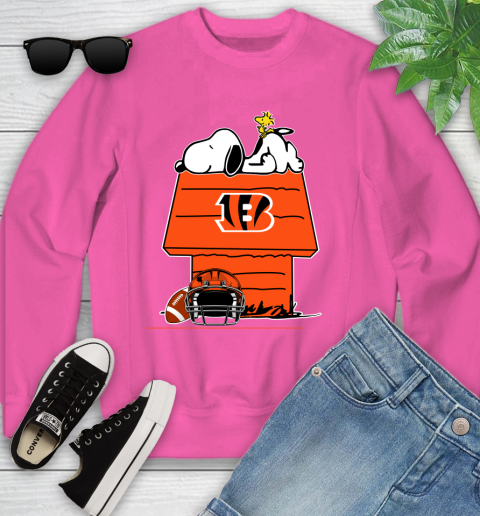 Cincinnati Bengals NFL Football Snoopy Woodstock The Peanuts Movie Youth Sweatshirt 7