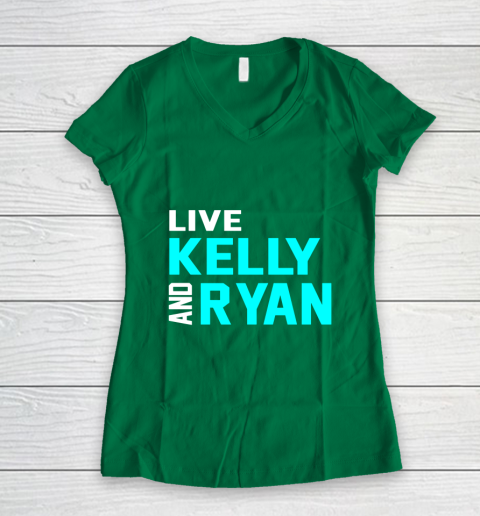 Live Kelly And Ryan Holiday Women's V-Neck T-Shirt 3