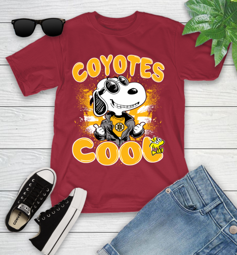 NHL Hockey Boston Bruins Cool Snoopy Shirt Youth T-Shirt 12