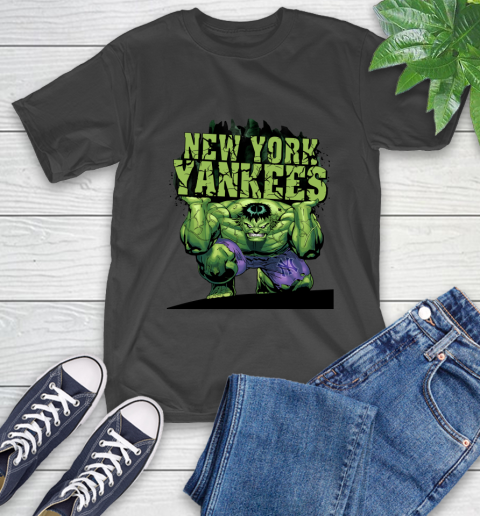 New York Yankees MLB Baseball Incredible Hulk Marvel Avengers Sports T-Shirt 2