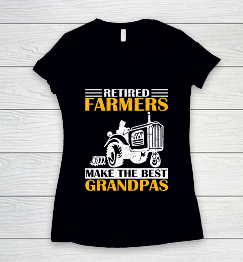 GrandFather gift shirt Retired Farmer Tractor Make The Best Grandpa Retirement Gift T Shirt Women's V-Neck T-Shirt