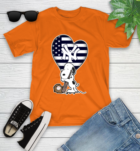 New York Yankees MLB Baseball The Peanuts Movie Adorable Snoopy Youth T-Shirt 7