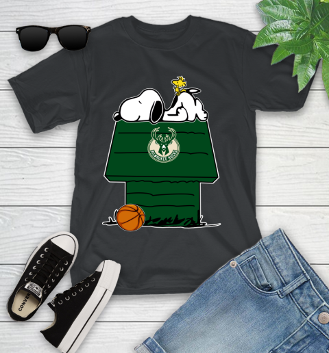 Milwaukee Bucks NBA Basketball Snoopy Woodstock The Peanuts Movie Youth T-Shirt 2