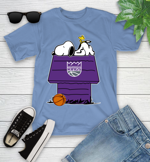 Sacramento Kings NBA Basketball Snoopy Woodstock The Peanuts Movie Youth T-Shirt 11