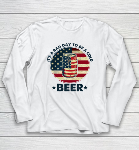 It's a Bad Day to Be a Cold Beer Vintage US Flag 4th of July Long Sleeve T-Shirt