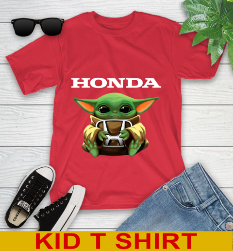 Star Wars Baby Yoda Hugs Honda Car Shirt 107