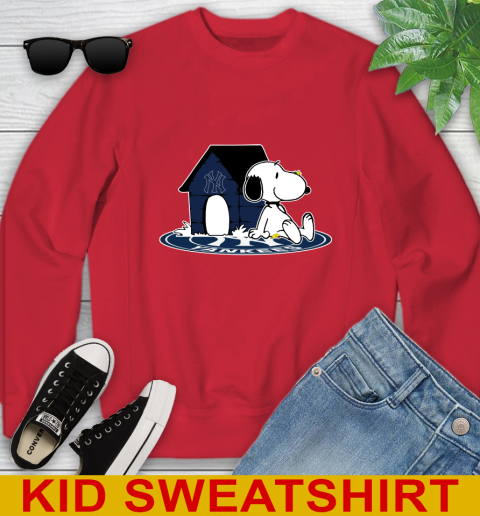 MLB Baseball New York Yankees Snoopy The Peanuts Movie Shirt Youth Sweatshirt 8