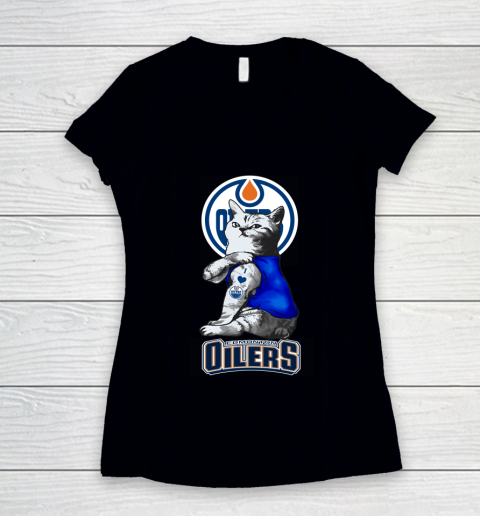 NHL My Cat Loves Edmonton Oilers Hockey Women's V-Neck T-Shirt