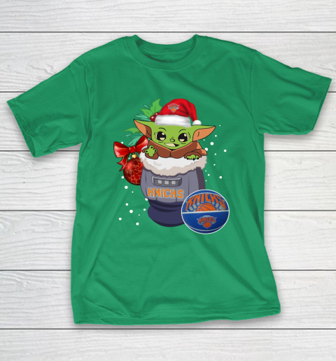 New York Knicks Christmas Baby Yoda Star Wars Funny Happy NBA T-Shirt