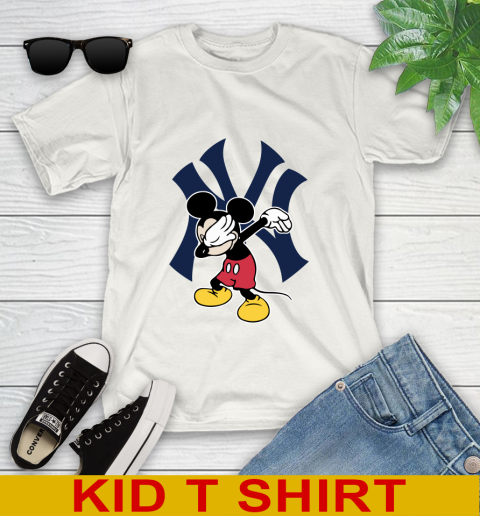 New York Yankees MLB Baseball Dabbing Mickey Disney Sports Youth T-Shirt