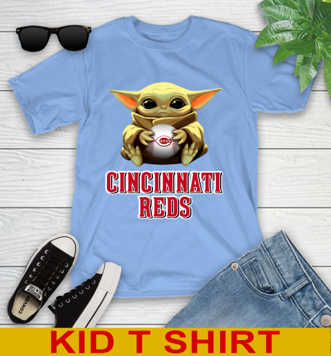 MLB Baseball Cincinnati Reds Star Wars Baby Yoda Shirt 111