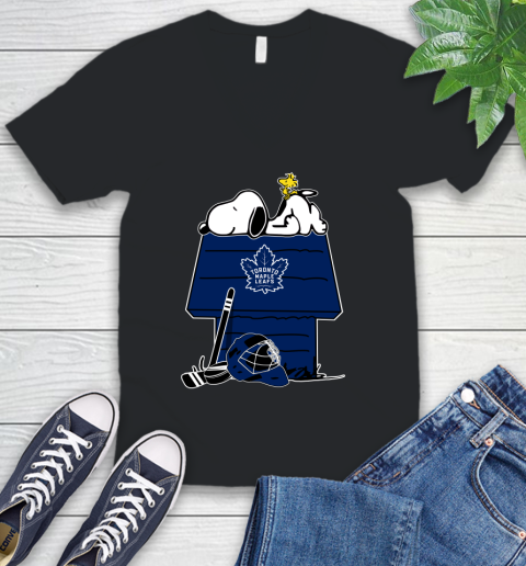 Toronto Maple Leafs NHL Hockey Snoopy Woodstock The Peanuts Movie V-Neck T-Shirt 2