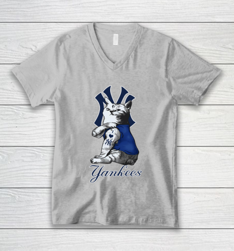 MLB Baseball My Cat Loves New York Yankees V-Neck T-Shirt 3