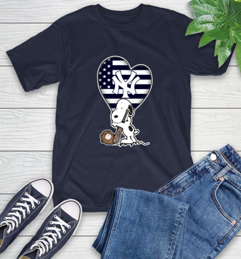 New York Yankees MLB Baseball The Peanuts Movie Adorable Snoopy T-Shirt 4
