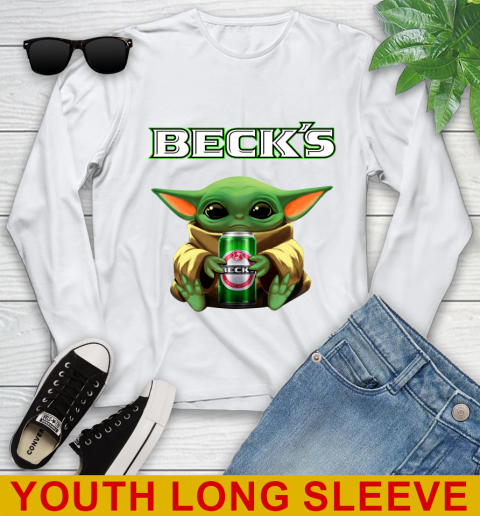 Star Wars Baby Yoda Hugs Beck's Beer Shirt 122