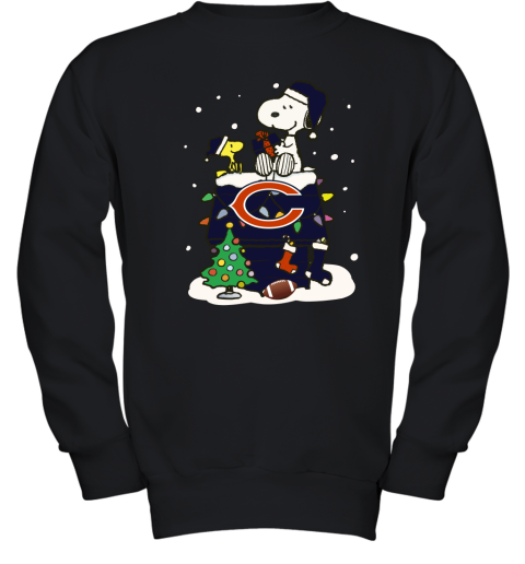 A Happy Christmas With Chicago Bears Snoopy Youth Sweatshirt