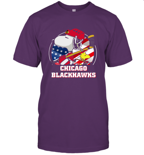 vy7z-chicago-blackhawks-ice-hockey-snoopy-and-woodstock-nhl-jersey-t-shirt-60-front-team-purple-480px
