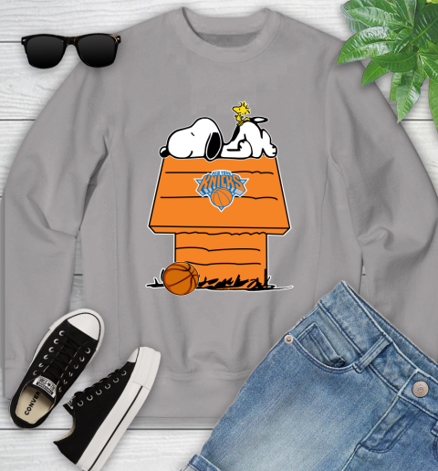 New York Knicks NBA Basketball Snoopy Woodstock The Peanuts Movie Youth Sweatshirt 4