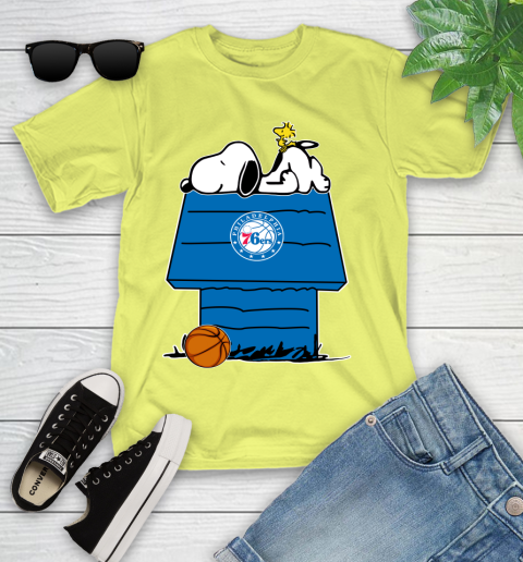 Philadelphia 76ers NBA Basketball Snoopy Woodstock The Peanuts Movie Youth T-Shirt 8